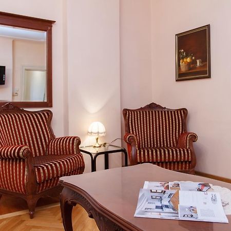 Central Belgrade Apartments 1 الغرفة الصورة