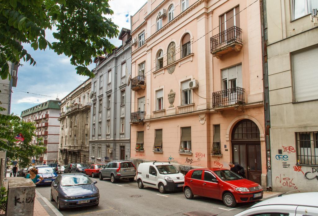 Central Belgrade Apartments 1 الغرفة الصورة
