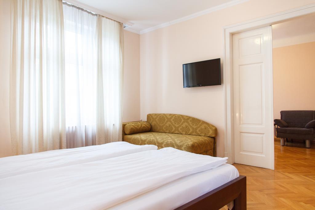Central Belgrade Apartments 1 الغرفة الصورة